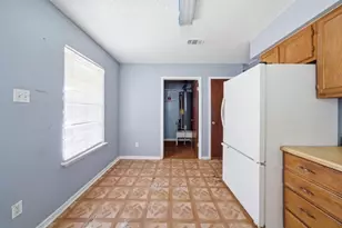 406 E 34th St, Houston, TX 77018 - Photo 7