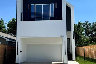 1004 E 32nd St, Houston, TX 77022 - Photo 1