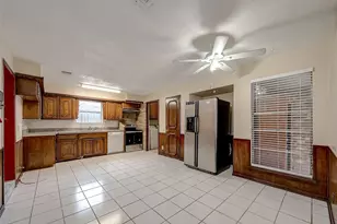 9318 Benning Dr, Houston, TX 77031 - Photo 9