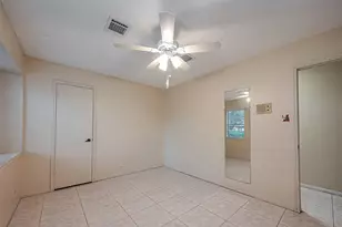 9318 Benning Dr, Houston, TX 77031 - Photo 39