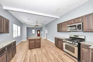 15 High St, Baytown, TX 77520 - Photo 9