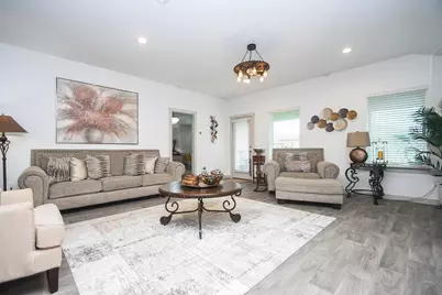 7723 Golden Rubia Lane, Rosharon, TX 77583 - Photo 13