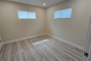 7318 La Salette St, Houston, TX 77021 - Photo 7