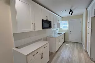 7318 La Salette St, Houston, TX 77021 - Photo 3