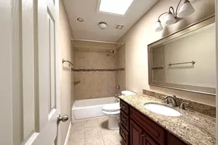 13132 Trail Hollow Dr, Houston, TX 77079 - Photo 17