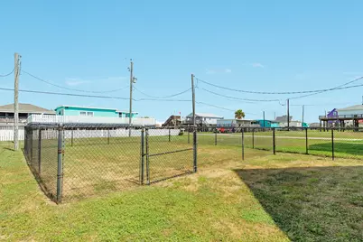 1106 Treaty Drive, Surfside Beach, TX 77541 - Photo 15