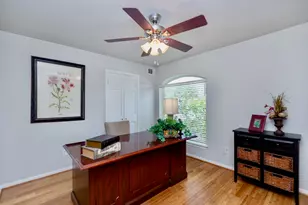 7219 Rancho Mission Dr, Houston, TX 77083 - Photo 5