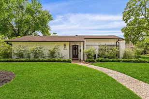 7915 Del Monte Dr, Houston, TX 77063 - Photo 1