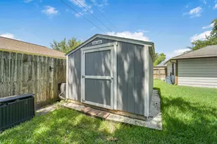 13615 Pepper Knoll Dr, Houston, TX 77065 - Photo 21