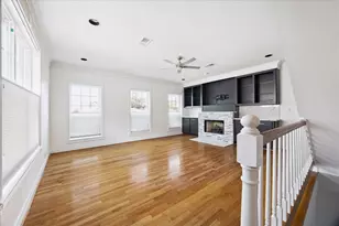 2506 Van Buren St, Houston, TX 77006 - Photo 11