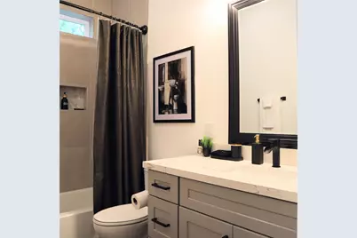 5813 England Street #B, Houston, TX 77021 - Photo 7