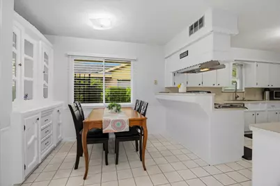 1718 Droxford Drive, Houston, TX 77008 - Photo 15