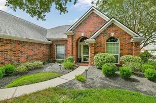 2516 Creeks Edge Dr, Pearland, TX 77581 - Photo 1