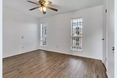 1208 N Logan Street, Texas City, TX 77590 - Photo 13