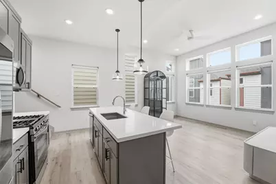 723 N Emile Street, Houston, TX 77020 - Photo 9
