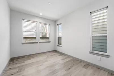 723 N Emile Street, Houston, TX 77020 - Photo 15