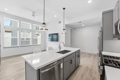 723 N Emile Street, Houston, TX 77020 - Photo 11