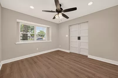 215 Hickory Ridge Drive, Shenandoah, TX 77381 - Photo 25