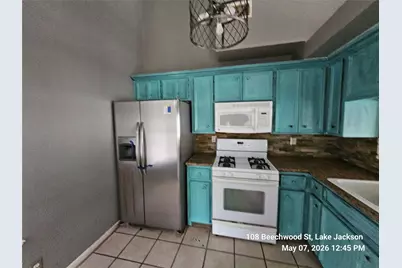 108 Beechwood Street, Lake Jackson, TX 77566 - Photo 19