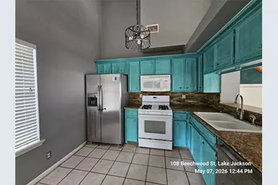 108 Beechwood Street, Lake Jackson, TX 77566 - Photo 17