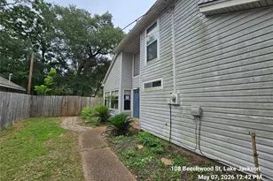 108 Beechwood St, Lake Jackson, TX 77566 - Photo 5