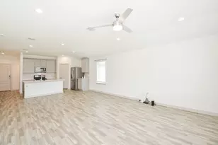 7823 Brushwood Dr, Rosharon, TX 77583 - Photo 5
