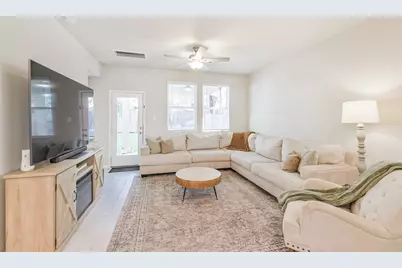 18488 Sunrise Maple Drive, Conroe, TX 77316 - Photo 9