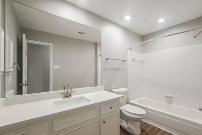 4923 Laurel Hill Court, Sugar Land, TX 77478 - Photo 15