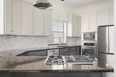 836 Garden Oaks Terrace, Houston, TX 77018 - Photo 7