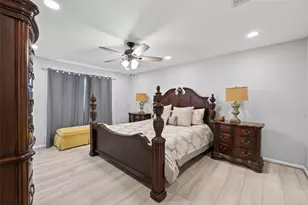 802 Forest Bay Ct, Houston, TX 77062 - Photo 23