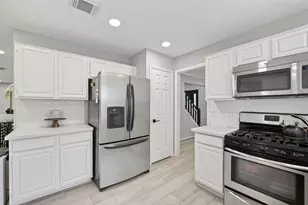 802 Forest Bay Ct, Houston, TX 77062 - Photo 19