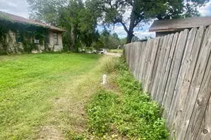 645 & 643 N Monroe St, La Grange, TX 78945 - Photo 7