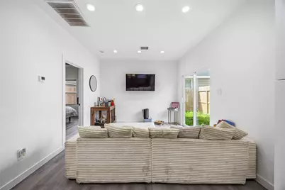 8614 Peachtree Street #A, Houston, TX 77016 - Photo 11