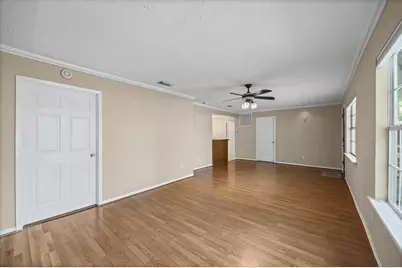 10705 Fairview Drive, Conroe, TX 77385 - Photo 5