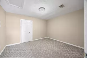 10705 Fairview Dr, Conroe, TX 77385 - Photo 11