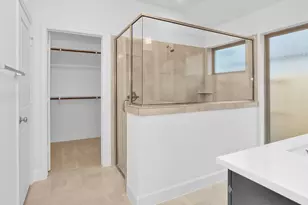 2923 Orange Leaf Dr, Fulshear, TX 77423 - Photo 5