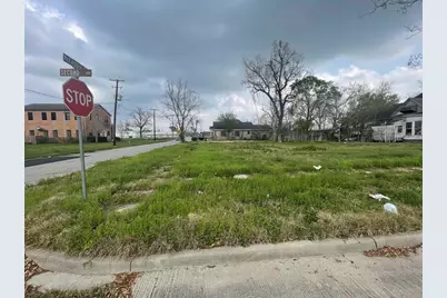 562 2nd Street, Beaumont, TX 77701 - Photo 3