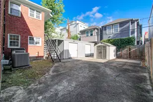 512 W Pierce St, Houston, TX 77019 - Photo 3