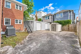 512 W Pierce St, Houston, TX 77019 - Photo 3