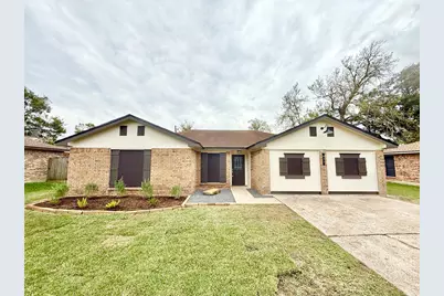 477 Oyster Creek Court, Richwood, TX 77531 - Photo 1