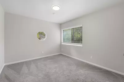 14 Dusky Meadow Place, The Woodlands, TX 77381 - Photo 33