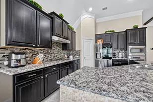 2624 Holbrook Springs Ln, League City, TX 77573 - Photo 11