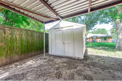 1033 S Booth Lane, Alvin, TX 77511 - Photo 19