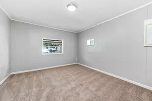 1033 S Booth Ln, Alvin, TX 77511 - Photo 7