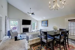 8 N Timber Top Dr, The Woodlands, TX 77380 - Photo 5