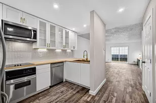 3131 Southwest Fwy, Houston, TX 77098 - Photo 7