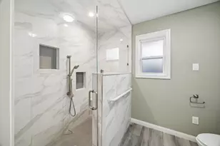 11007 Cranbrook Rd, Houston, TX 77042 - Photo 21