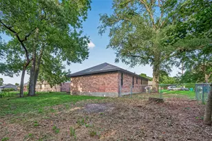 106 Little Bill Ln, Willis, TX 77378 - Photo 15