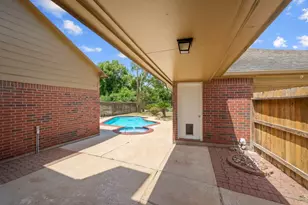 12018 McKinney Falls Ln, Sugar Land, TX 77498 - Photo 39