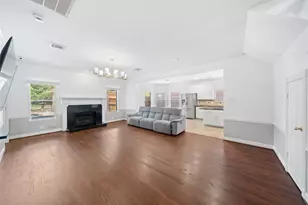 12018 McKinney Falls Ln, Sugar Land, TX 77498 - Photo 19